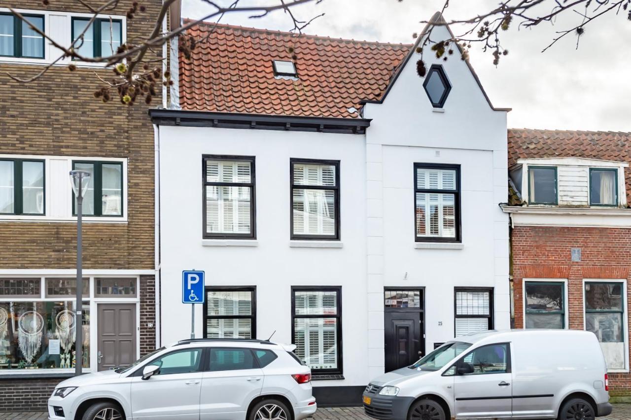 Unieke Stadswoning Met Jacuzzi En Sauna Max 8 Pers Goes